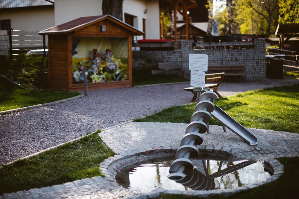 Przystanek Bavaria - Sauny, Parking Oraz Wstep Do Parku Bajek W Cenie! Karpacz Exterior photo